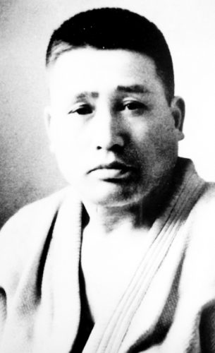 https://ryushinkan.pl/wp-content/uploads/2025/01/Ittosai-Kakuyoshi-305x500-1.jpg